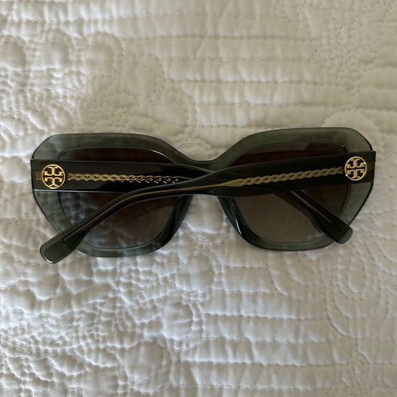 Tory Burch Miller oversized sunglasses - Picture 1 of 11